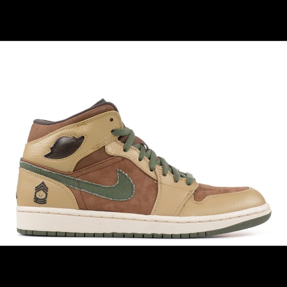 Air Jordan 1 Army Edition Shoes - Picture 10 of 10